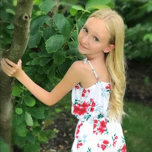 Meet your Posher, Ava